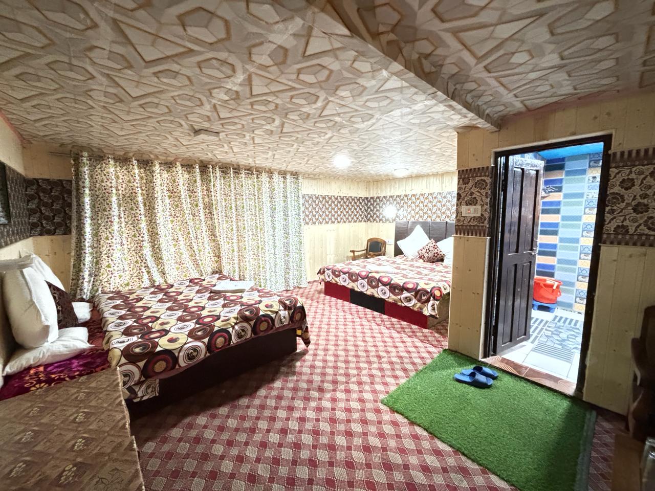 The Chinar Resort & Spa